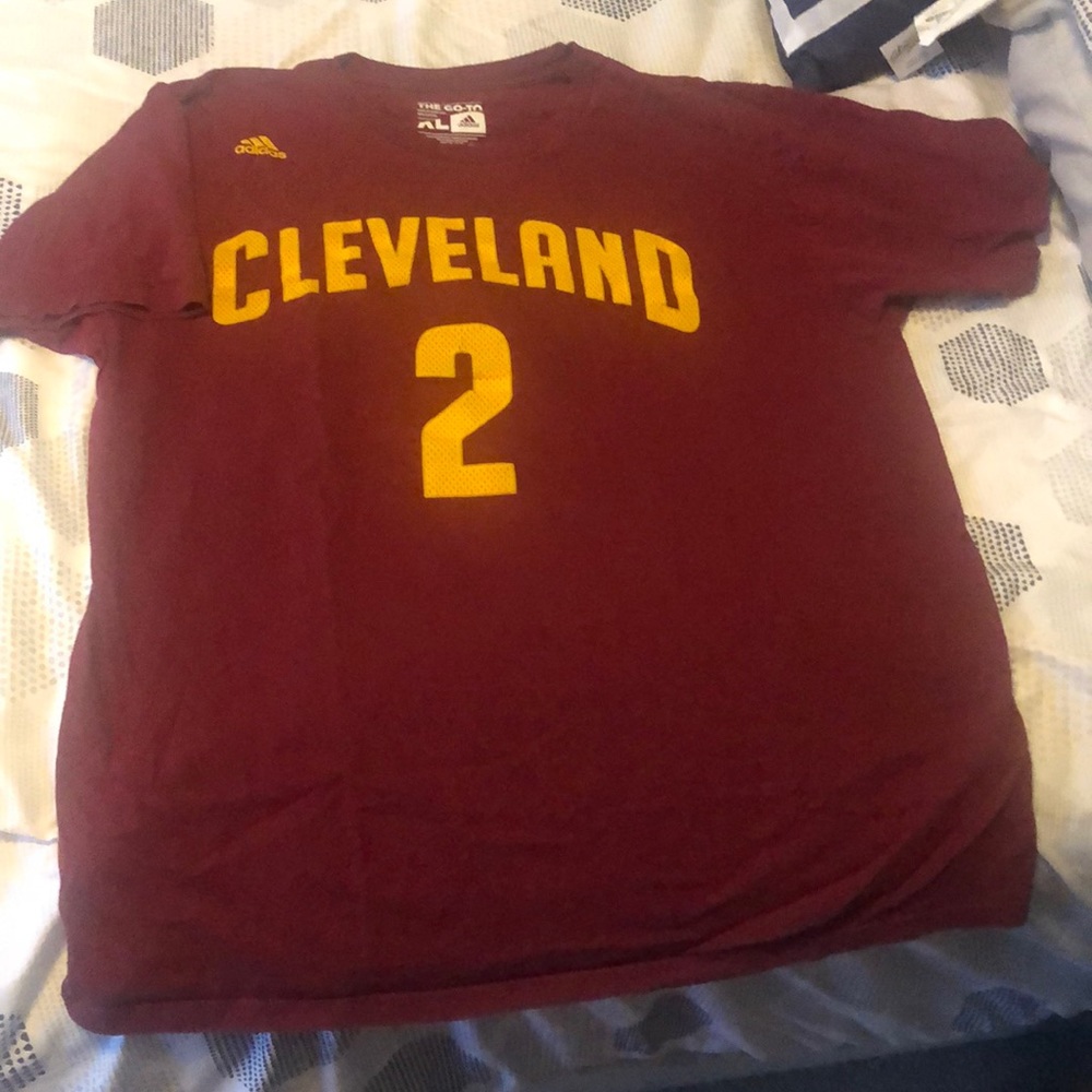 Kyrie Irving Tee jersey